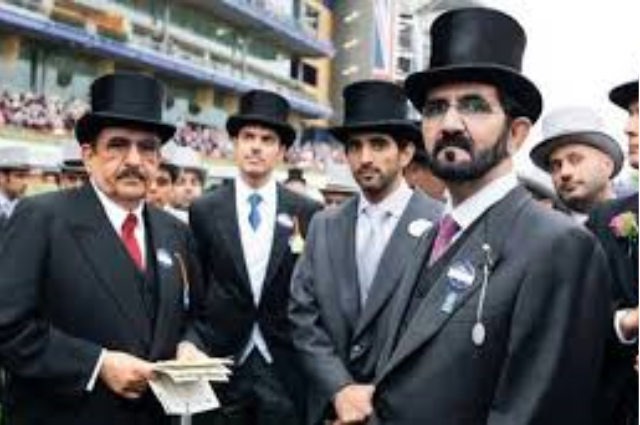محمد بن راشد يشهد حفل تخريج دورة الضباط في أكاديمية ساندهيرست العسكرية 