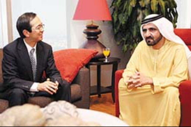 محمد بن راشد يشهد ختام ملتقى الشعر الشعبي 