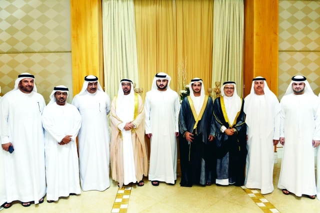 مكتوم بن محمد بن راشد يكرم الفائزين بجائزة محمد بن راشد لداعمي الفنون
