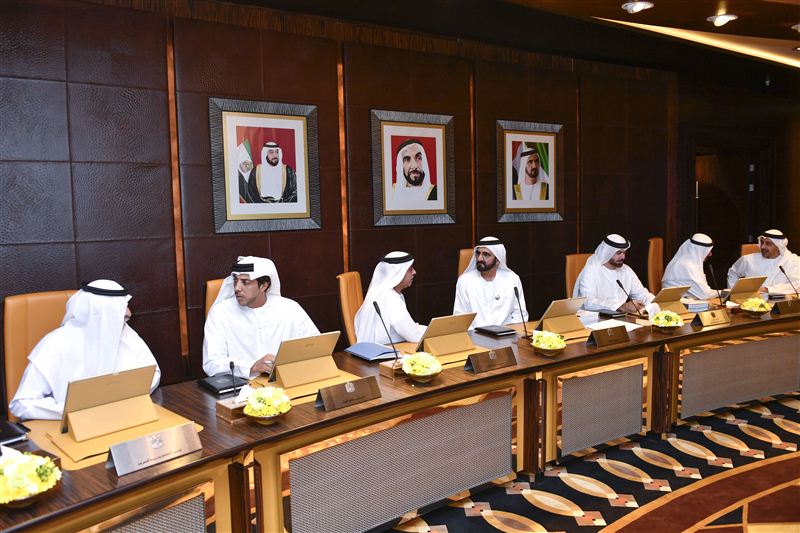 مجلس الوزراء يثمن توجيهات رئيس الدولة بمراعاة الحالات الإنسانية للأسر المشتركة الإماراتية والقطرية
