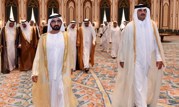 محمد بن راشد ومحمد بن زايد وحكام الإمارات يقدمون التعازي بوفاة خليفة بن حمد آل ثاني 