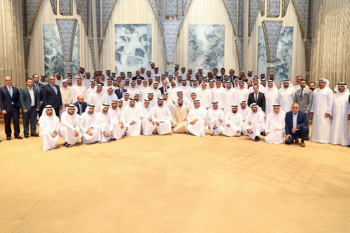 محمد بن راشد: الإمارات بقيادة خليفة تسابق الزمن لإرساء دعائم مستقبل واعد لنا و لمنطقتنا و العالم