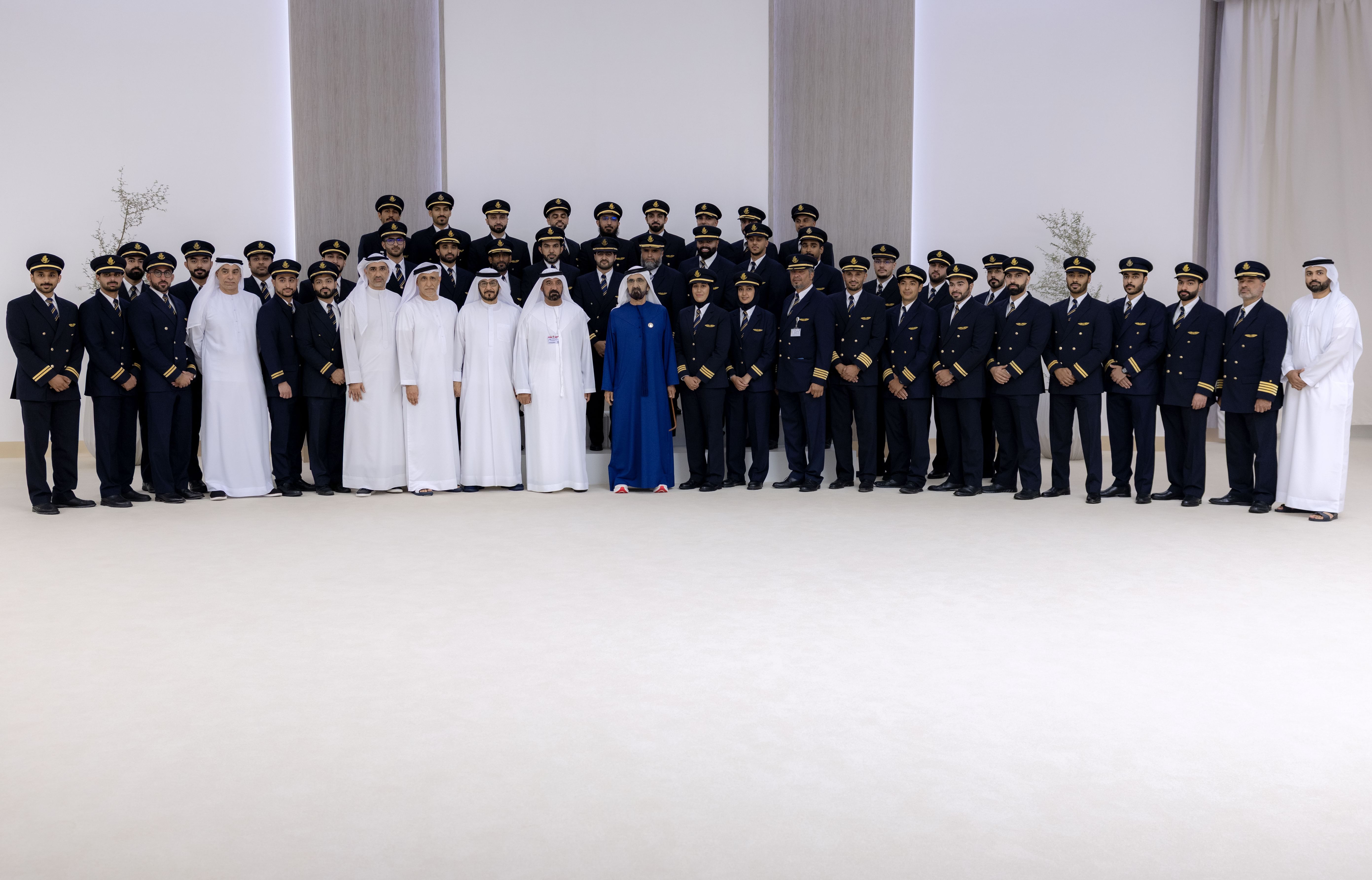 Mohammed bin Rashid meets with UAE National Emirates pilots during Dubai Airshow 2025