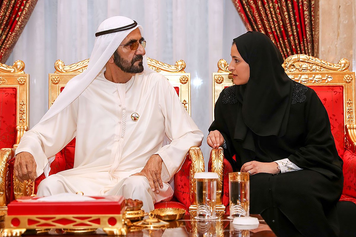 Mohammed bin Rashid receives scientists and researchers