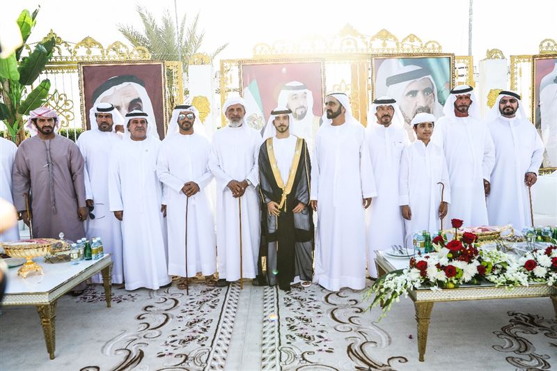 محمد بن راشد يحضر أفراح الفلاسي والكتبي
