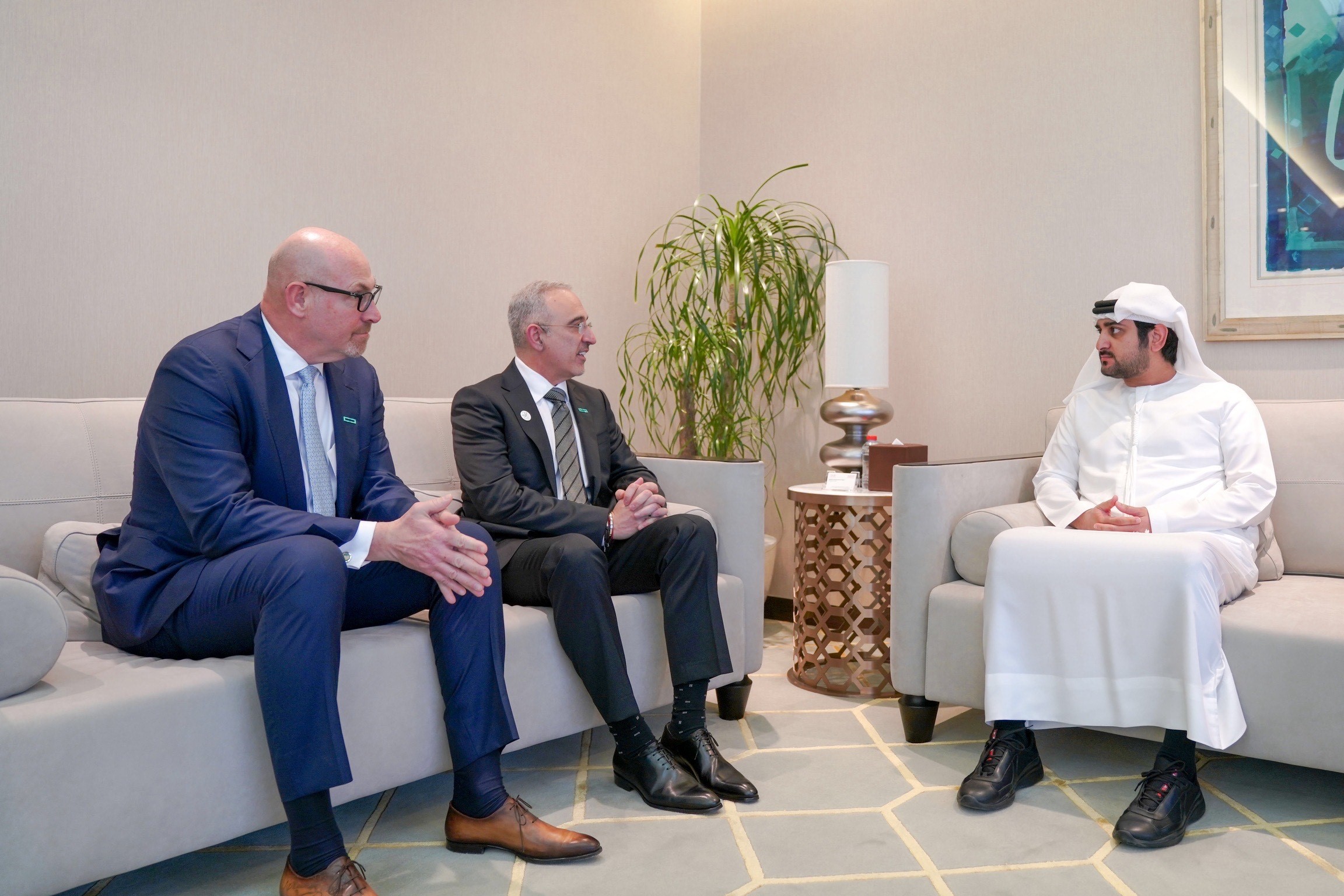 مكتوم بن محمد: رؤية محمد بن راشد الاستشرافية عززت جاذبية دبي كمركز لصناعة المستقبل