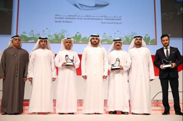 Maktoum bin Mohammed honors the winners of the 3rd session of Dubai Award for Sustainable Transport