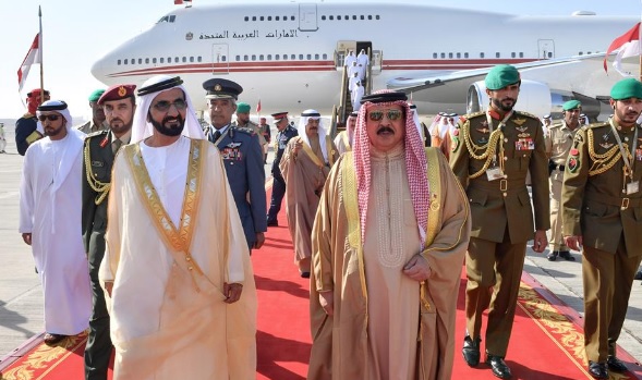 محمد بن راشد يصل المنامة للمشاركة في القمة الخليجية الـ 37 