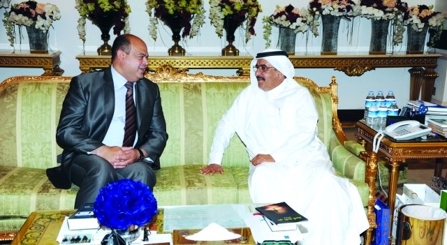 محمد بن راشد ومحمد بن زايد يتبادلان التهاني بعيد الفطر مع حكام الإمارات وأولياء العهود