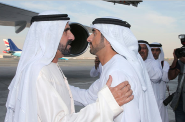 محمد بن راشد يعزي في وفاة محمد عبدالحميد جمعة وسلامة بنت سيف بن فطيس 