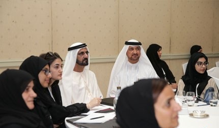 حمدان بن راشد يبحث الشراكة الاستثمارية مع وفد بنك البوسنة