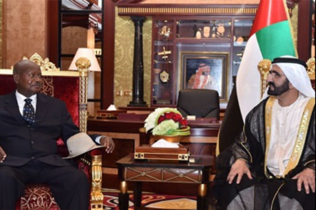 محمد بن راشد يتلقى نسخة من نتائج العشرة الأوائل في إمتحانات شهادة الثانوية العامة