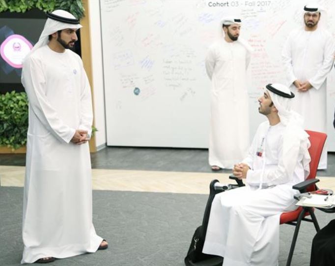 حمدان بن محمد يطلق الدورة الرابعة من "مسرعات دبي المستقبل"
