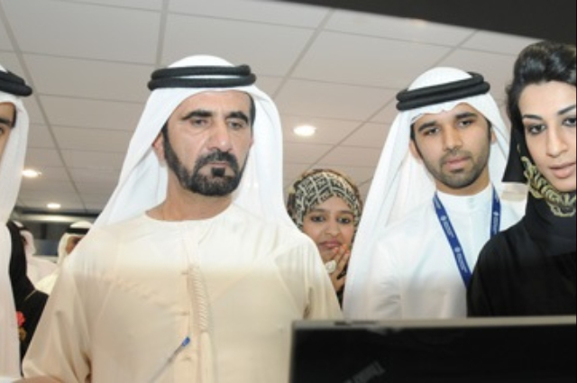 Mohammed bin Rashid openes Careers UAE Exhibition 2008 