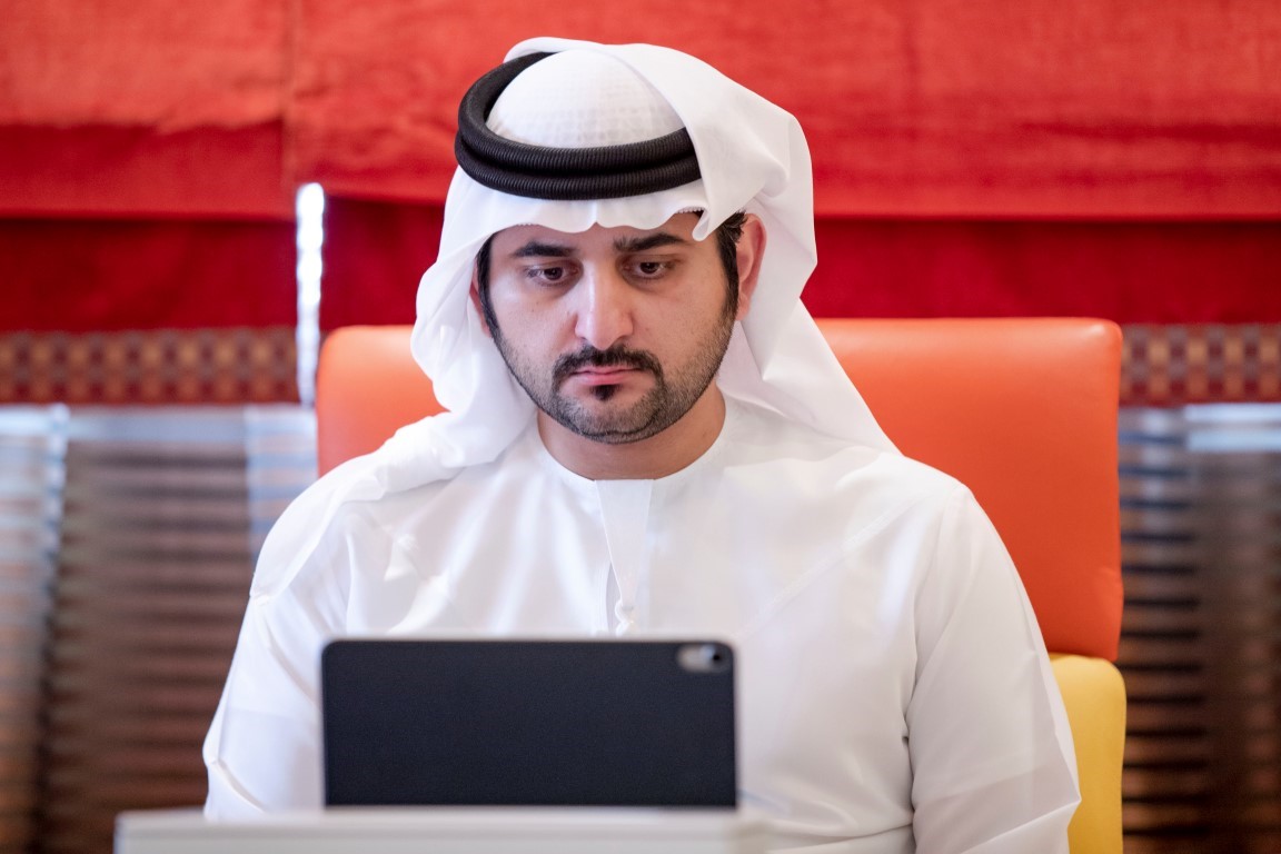 برئاسة مكتوم بن محمد ..مجلس الشؤون الاستراتيجية يناقش سياسات الارتقاء بالخدمات الحكومية وتعزيز جاهزية البنية التحتية