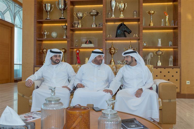 حمدان بن محمد يشيد بجهود الشيباني في تطوير منظومة العمل الحكومي في دبي