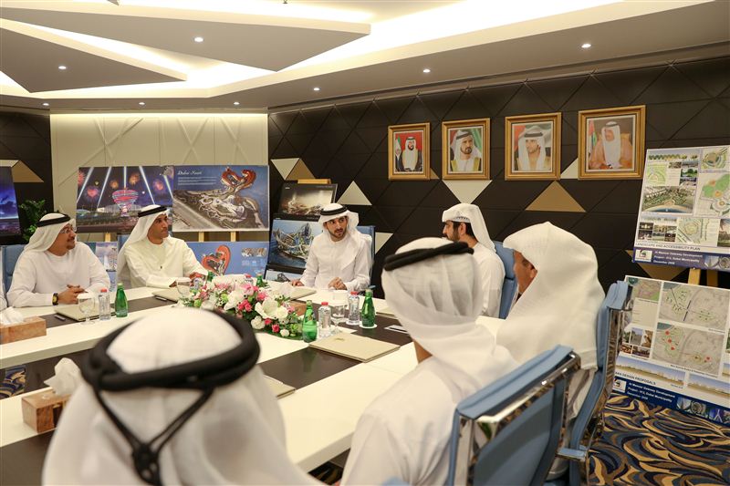 Hamdan bin Mohammed visits Dubai Municipality Headquarter 