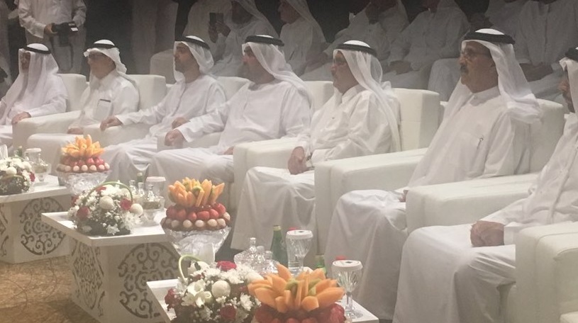 حمدان بن راشد يكرم أصحاب أطول مدة عطاء في خدمة الإمارات