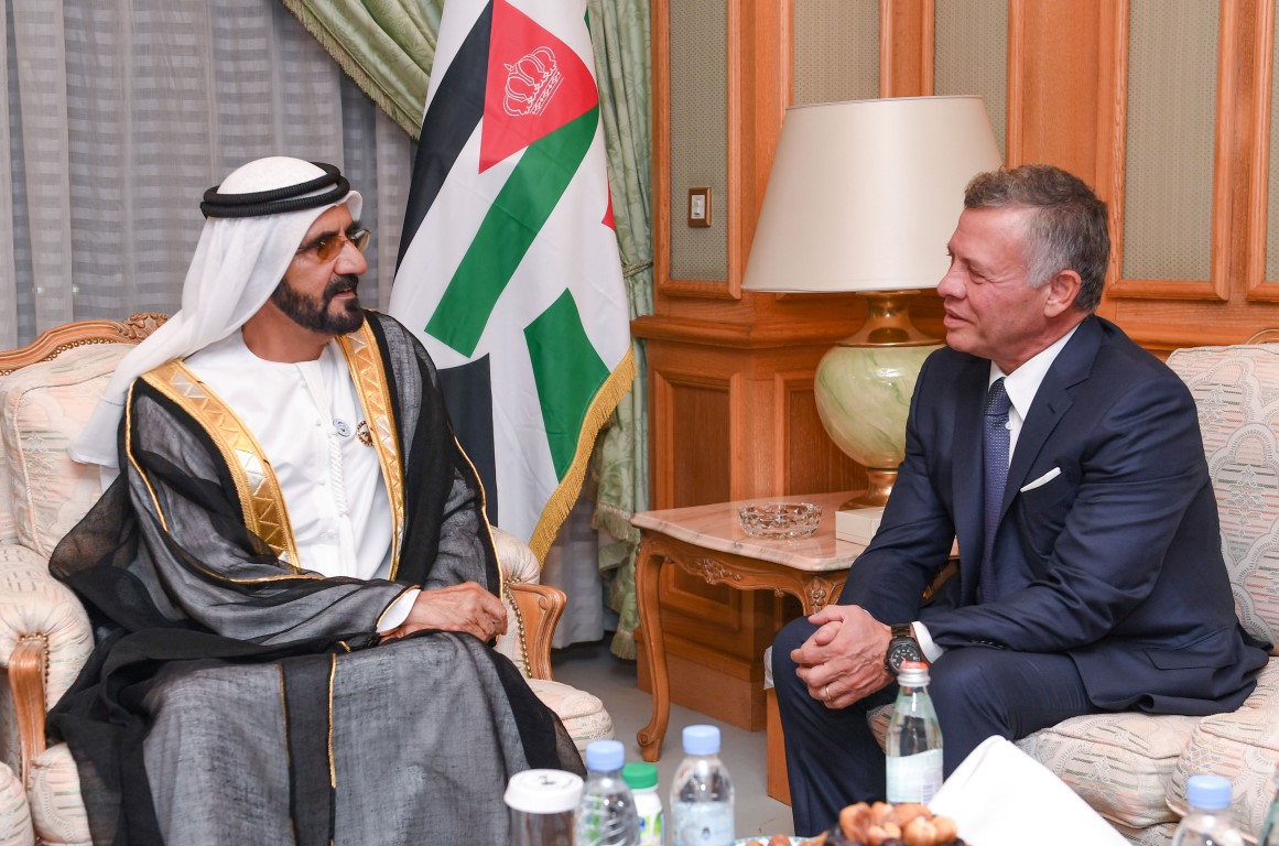 محمد بن راشد يلتقي عبدالله الثاني في مكة المكرمة