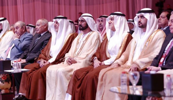 محمد بن راشد يحضر انطلاق "مؤتمر فكر"