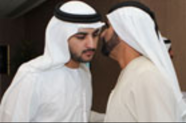 محمد بن راشد يستقبل رئيس الوزراء البريطاني