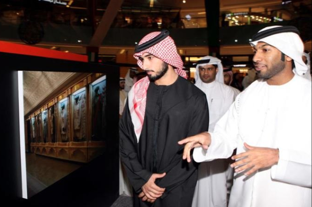 محمد بن راشـد ومنصـور بــن زايد يحتفيان بالإنجـاز التـاريخـي لمانشســتر سيتي