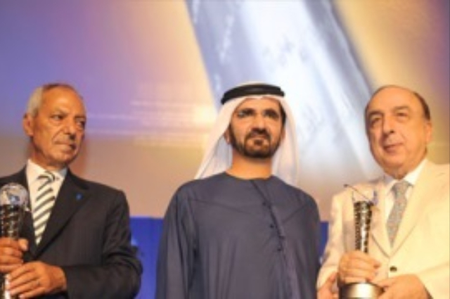  حمدان بن محمد يشهد ختام مهرجان ضو للهجن