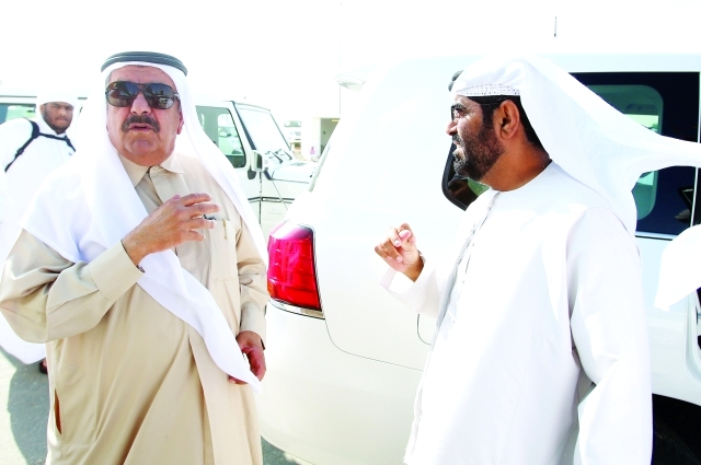 رئيس الدولة يغادر البلاد في زيارة خاصة وحمدان بن محمد في مقدمة مودعيه 