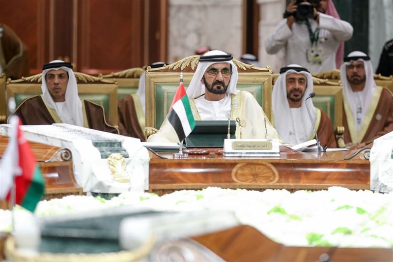 محمد بن راشد يرأس وفد الدولة إلى القمة الـ 39 لقادة دول مجلس التعاون في الرياض