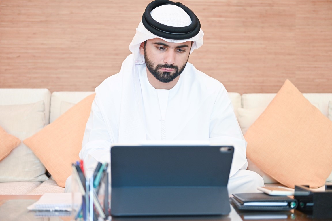 منصور بن محمد : الرياضة قطاع أساسي في حركة المجتمع