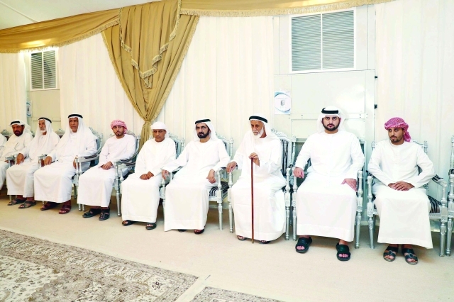محمد بن راشد يقدم واجب العزاء في وفاة شقيقة الحاج سعيد أحمد بن لوتاه