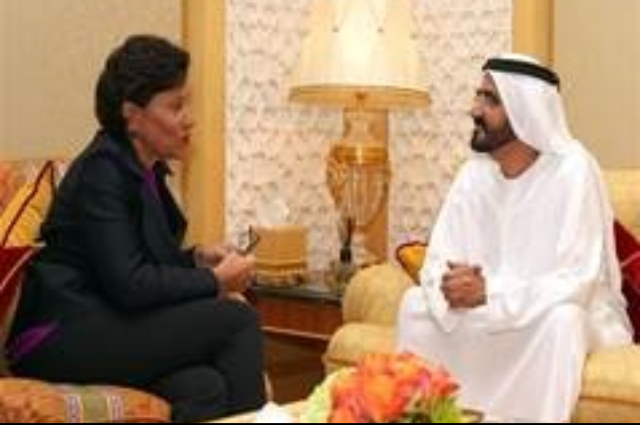 محمد بن راشد يرأس وفد الدولة في القمة الخليجية الـ 35 في الدوحة