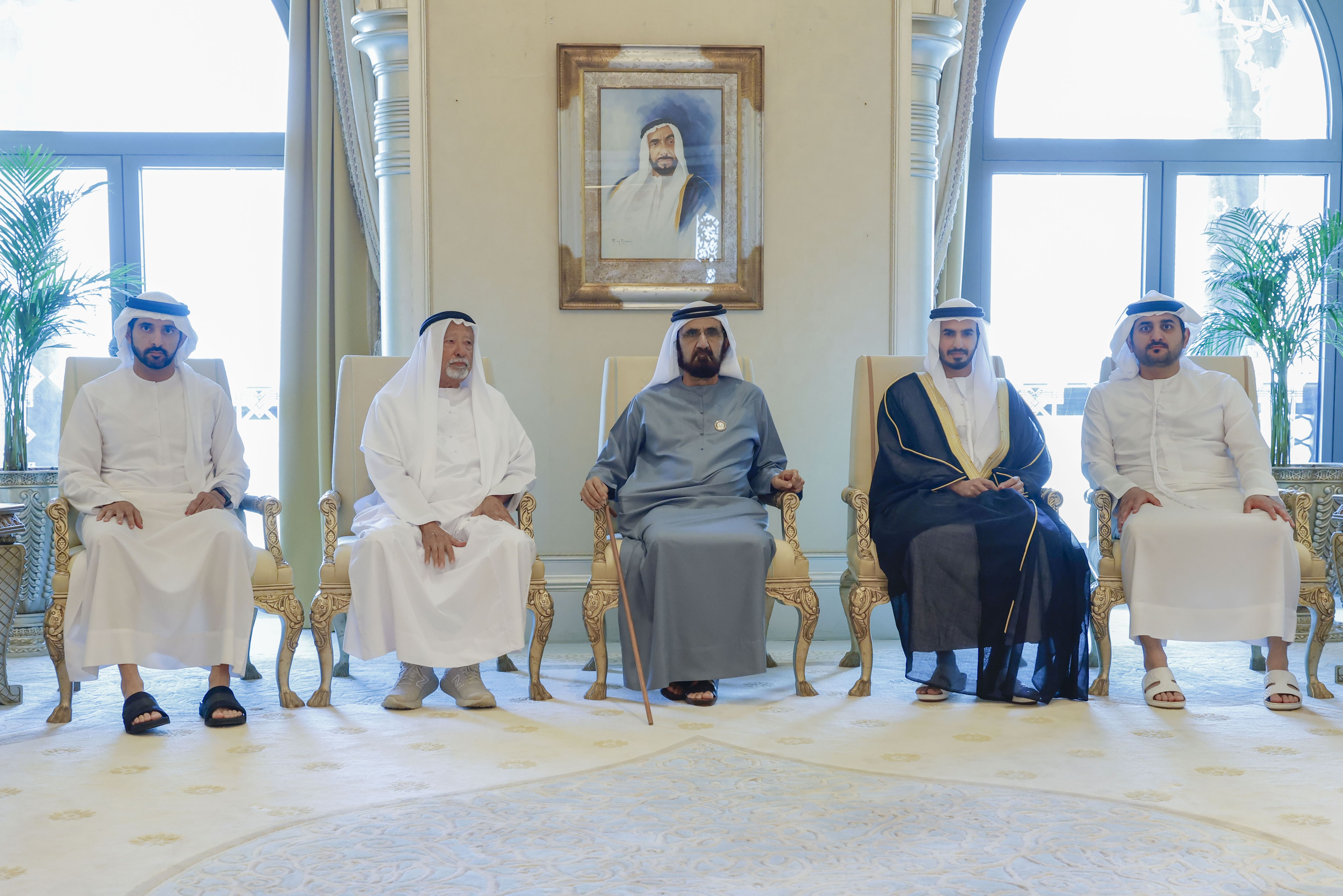 محمد بن راشد يحضر أفراح النعيمي والسويدي