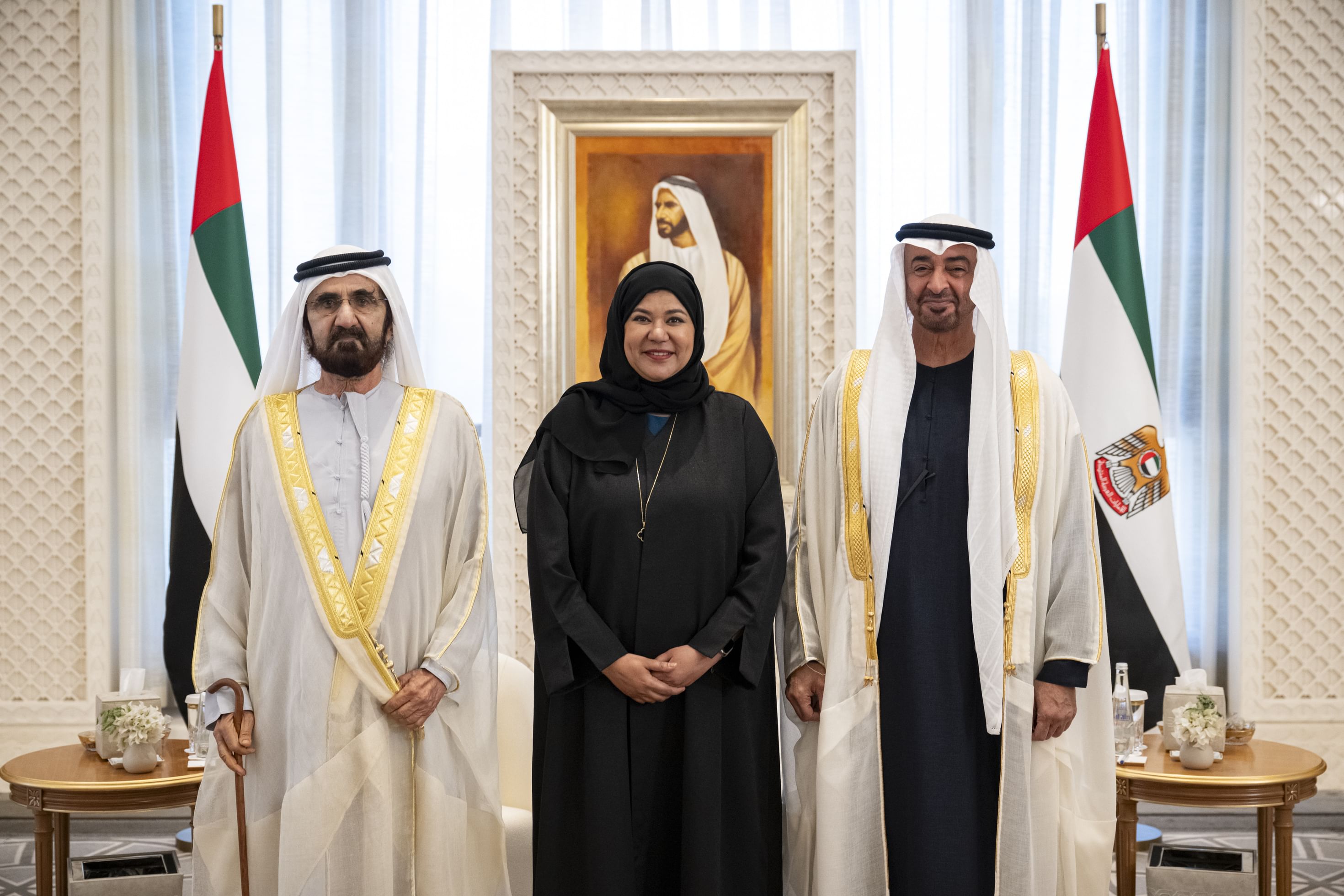 أمام رئيس الدولة ونائبيه.. وزيرة الأسرة في حكومة الإمارات تؤدي اليمين الدستورية