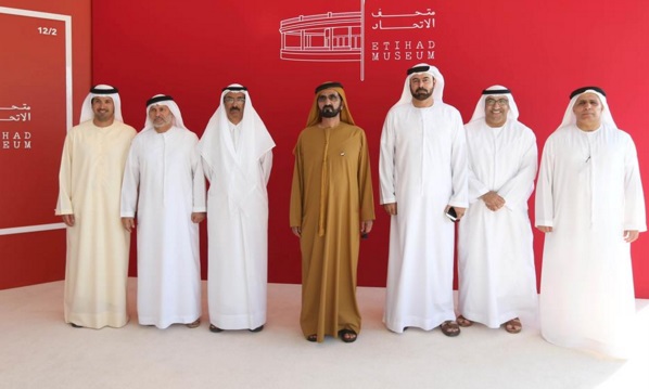 محمد بن راشد يزور معرض "الخمسة الكبار"