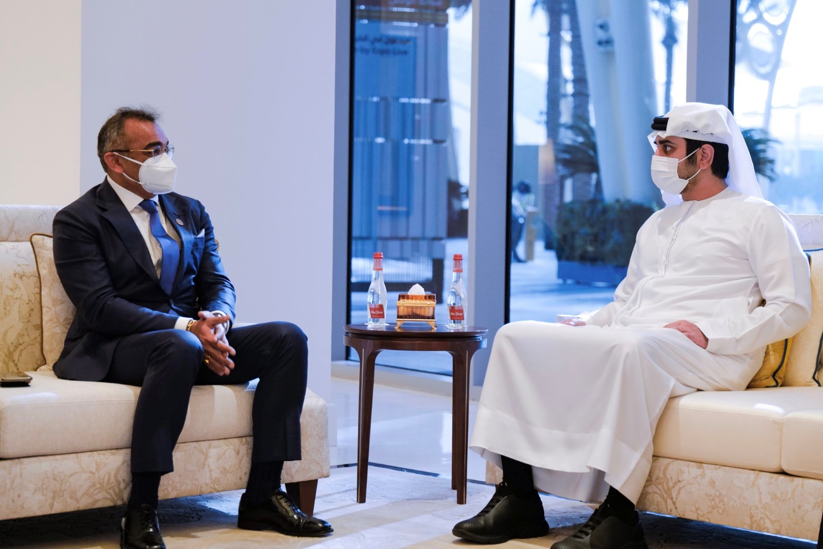 مكتوم بن محمد يستقبل الرؤساء التنفيذيين لشركة "نيسان موتورز" في مقر إكسبو 2020 دبي