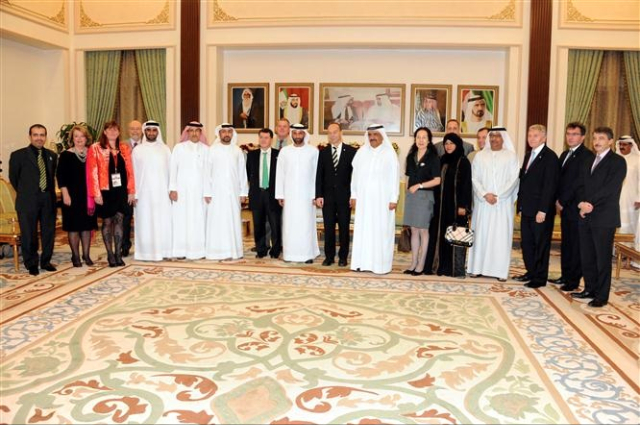 رئيس الدولة يستقبل محمد بن راشد 