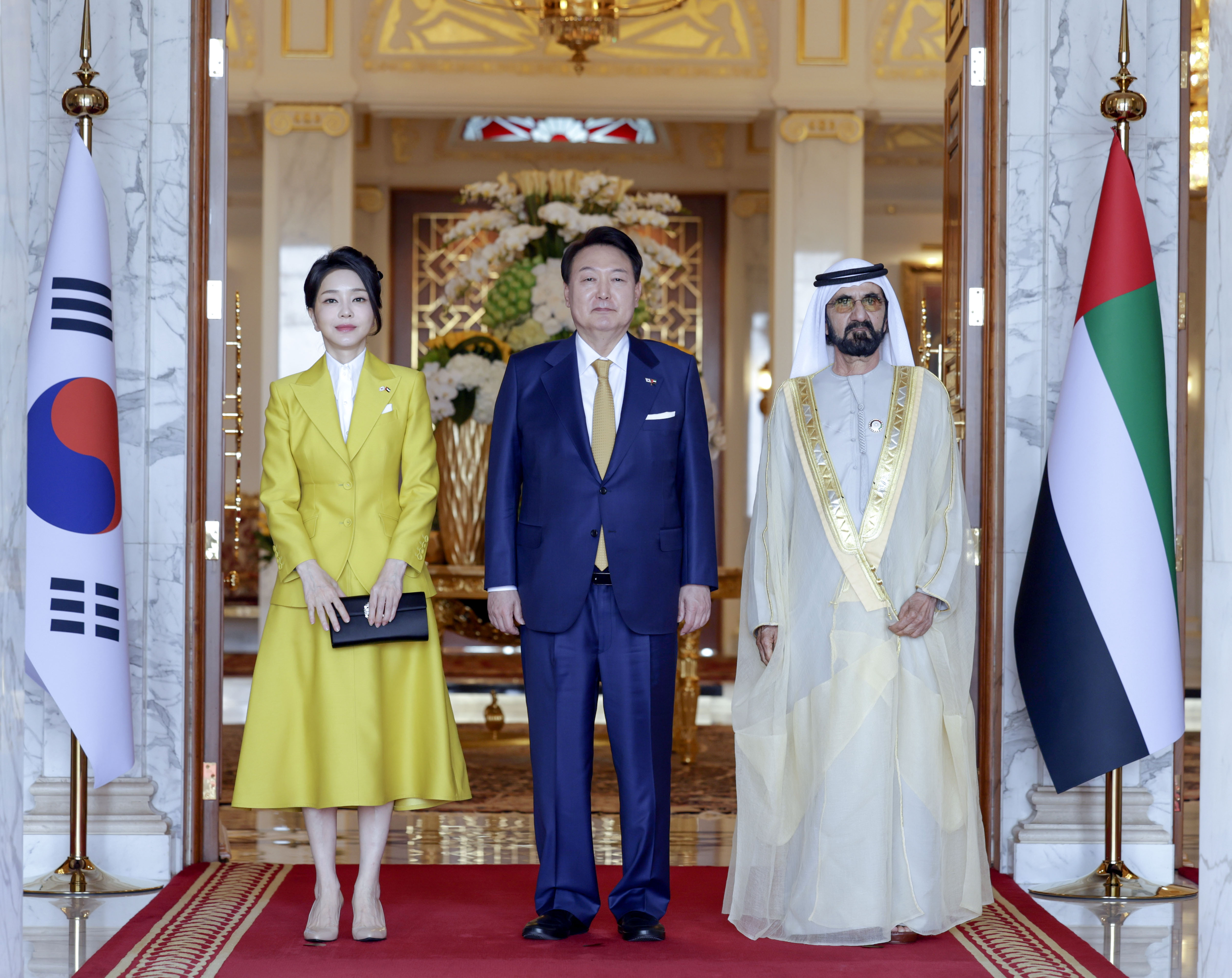 محمد بن راشد يبحث مع الرئيس الكوري سبل تعزيز التعاون والارتقاء بالشراكة الاستراتيجية بين البلدين