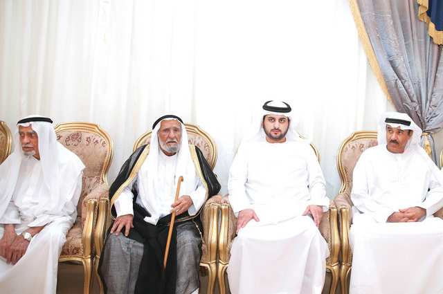 Maktoum bin Mohammed bin Rashid offers condolences on the death of the wife of Nasser Lootah