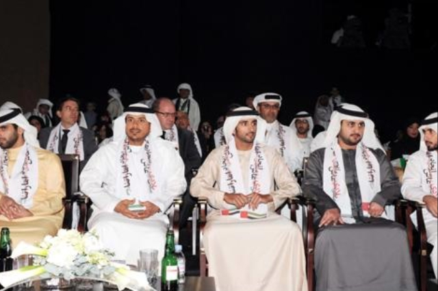حمدان بن راشد يعزي في وفاة خليفة الكندي