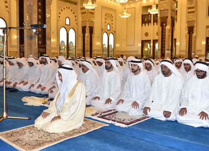 محمد بن راشد يشهد حفل تكريم الفائزين في الدورة الثالثة لـ "جائزة الإمارات للأداء الحكومي المتميز"