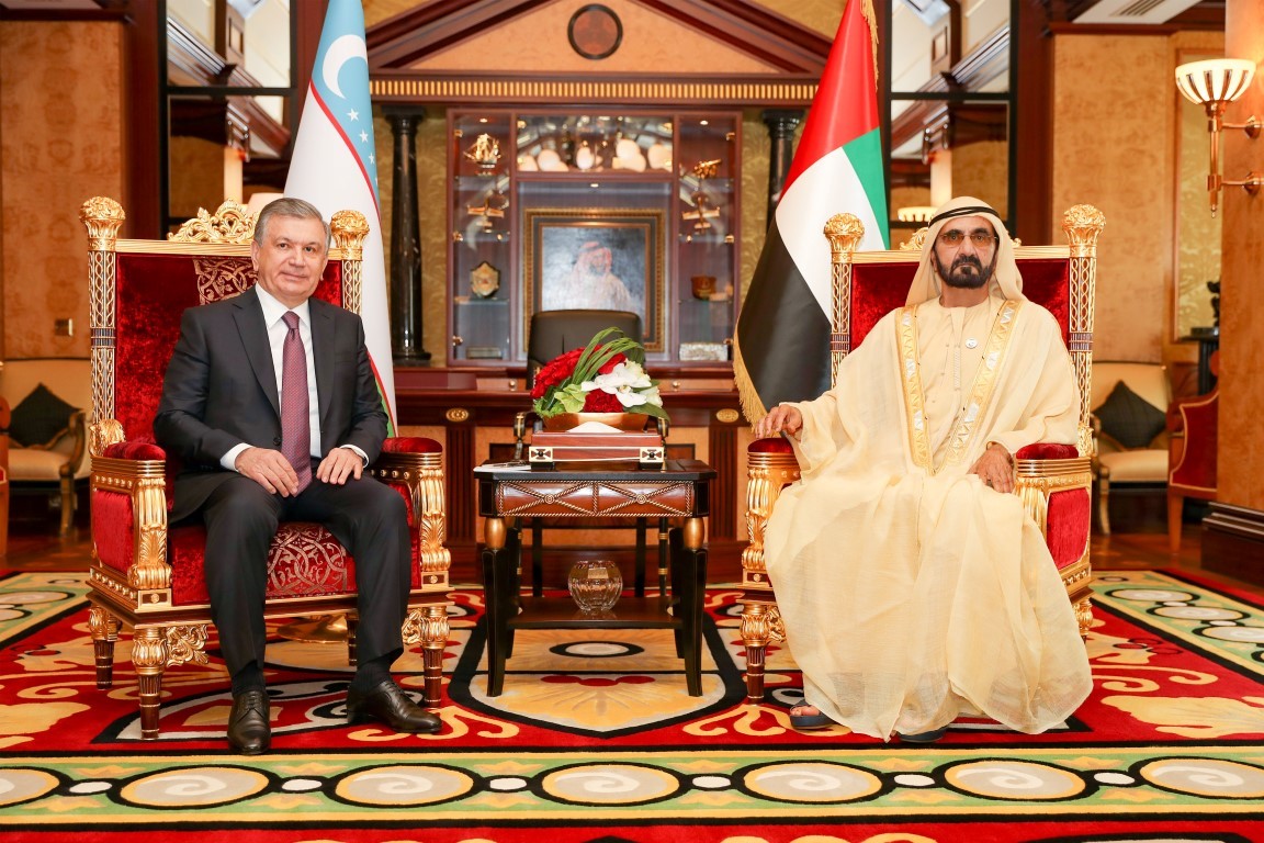 محمد بن راشد ورئيس أوزبكستان يبحثان علاقات الصداقة والتعاون بين البلدين