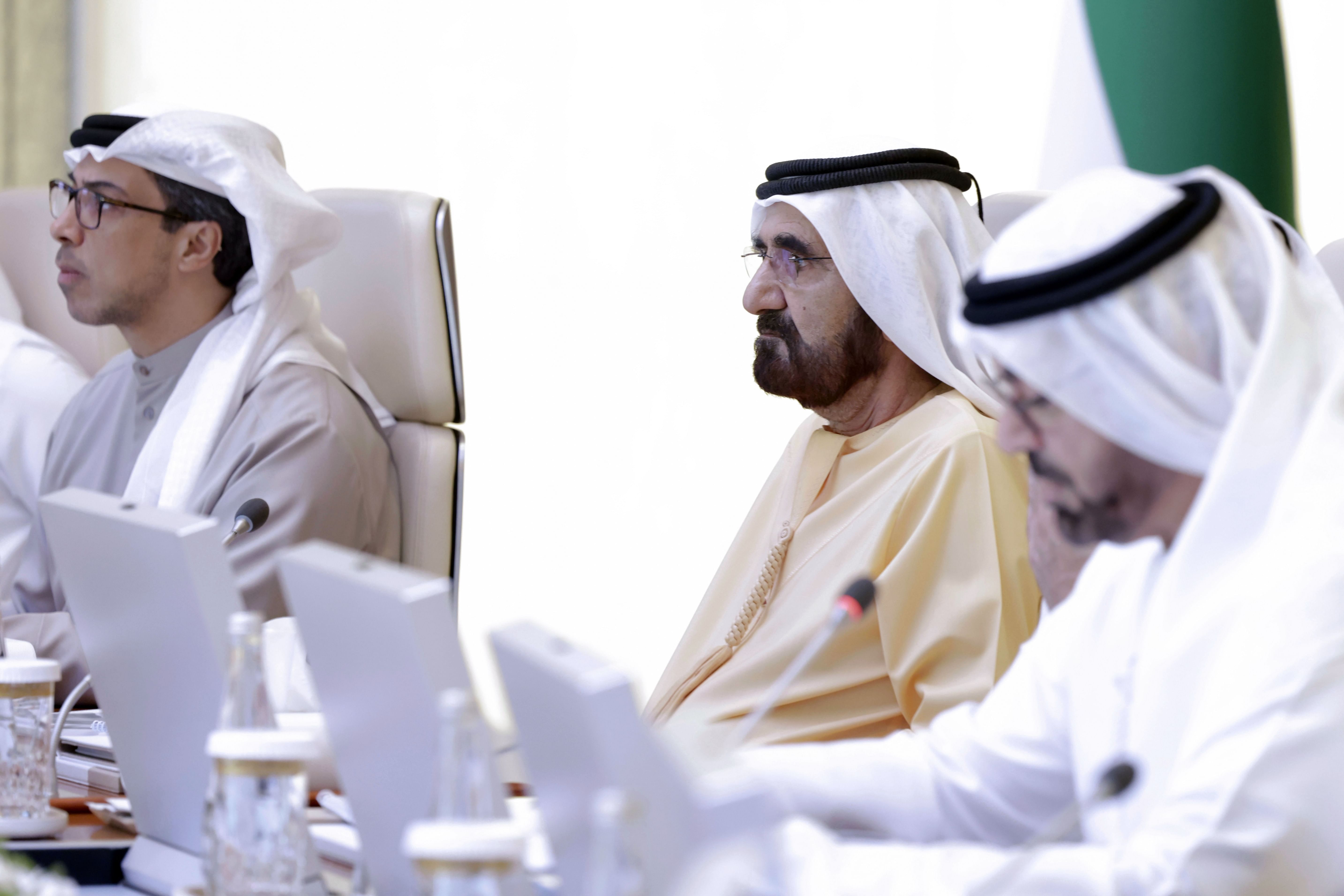 محمد بن راشد يطّلع على إنجازات وحصاد مجلس الوزراء لعام 2024