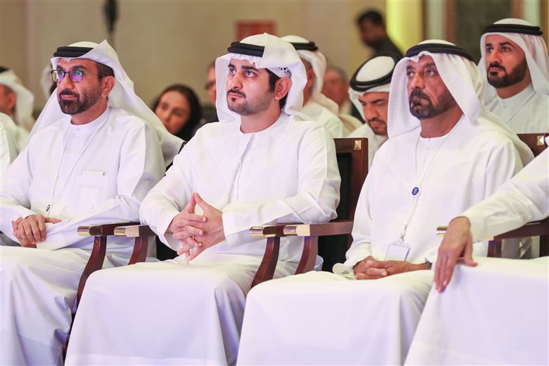 مكتوم بن محمد يشهد انطلاق قمة بنك الإمارات دبي الوطني للريادة