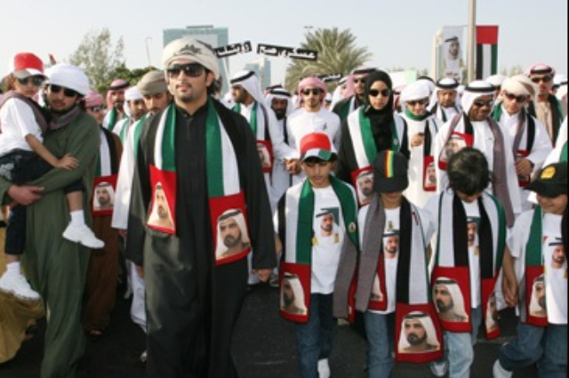 مسيرة حب ووفاء في دبي بمناسبة الذكرى الثانية لتولي محمد بن راشد مقاليد الحكم 