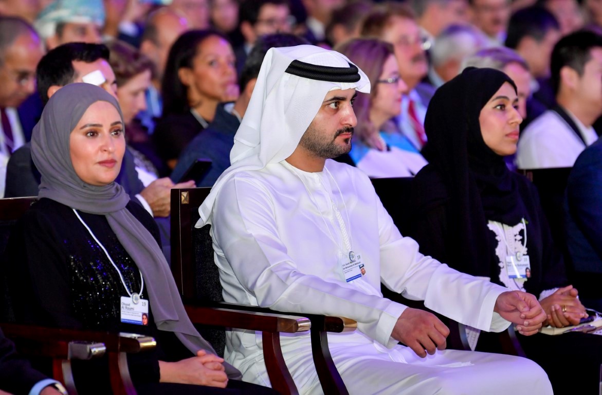  مكتوم بن محمد يشهد افتتاح الدورة الرابعة لمجالس المستقبل العالمية