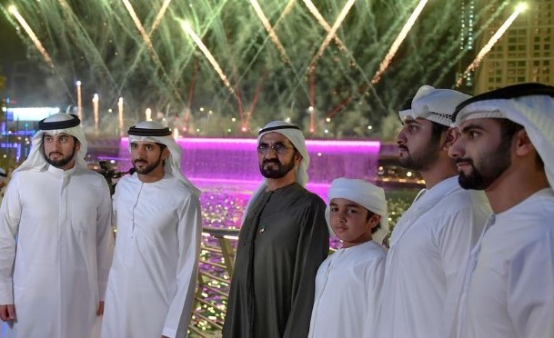 محمد بن راشد يفتتح قناة دبي المائية 