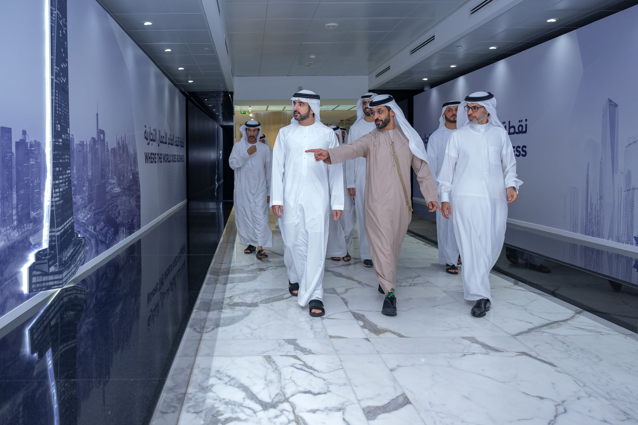 Hamdan bin Mohammed visits world’s largest diamond tender facility at DMCC