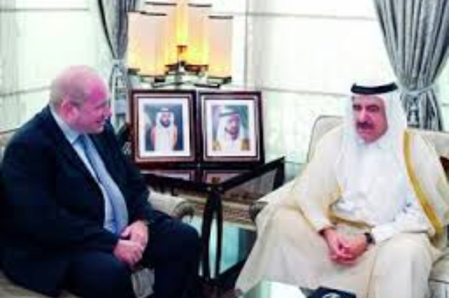 Hamdan bin Rashid receives the consuls of Kyrgyzstan, Britain and Philippines