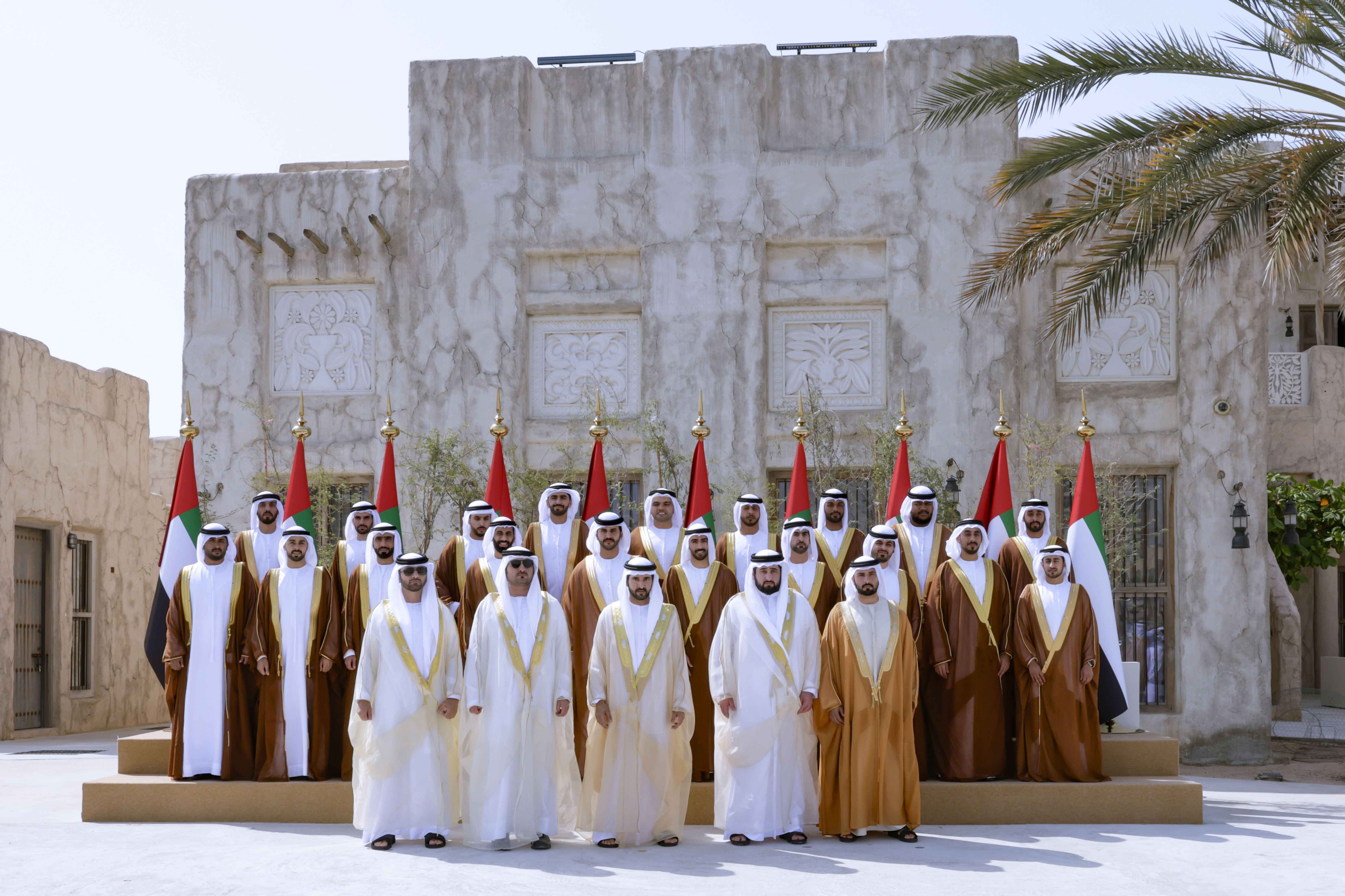حمدان ومكتوم بن محمد يشهدان العرس الجماعي لعدد من أبناء الوطن في دبي